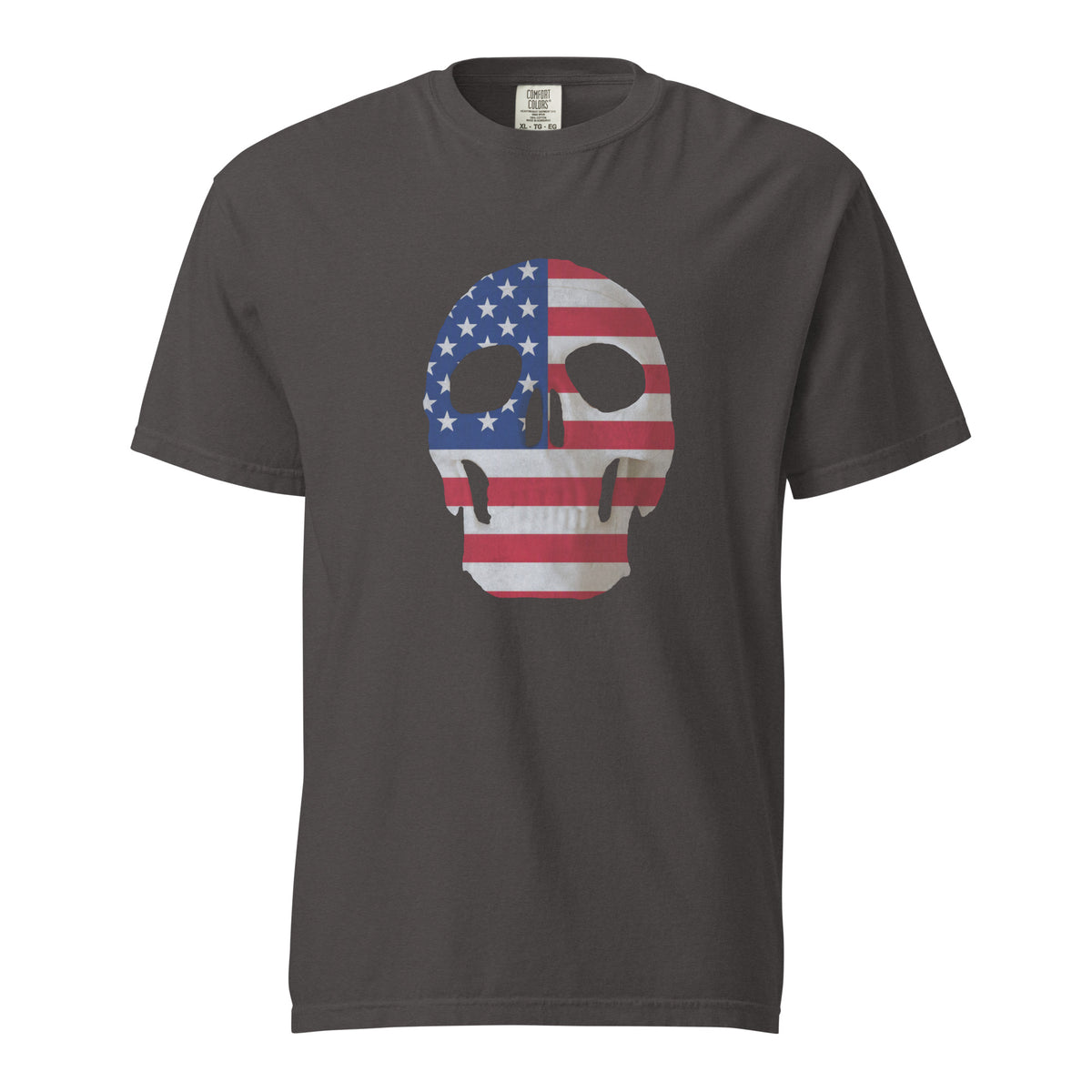 Men's grey t-shirt for Halloween with a skull and American flag combination on the front
